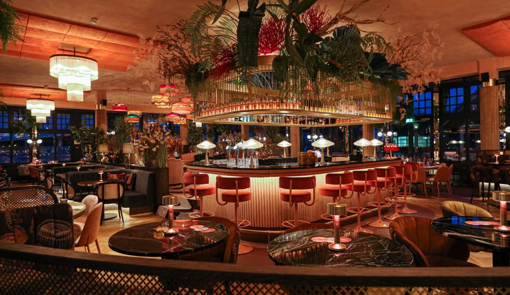 Jarige eet gratis bij Het Zalmhuis